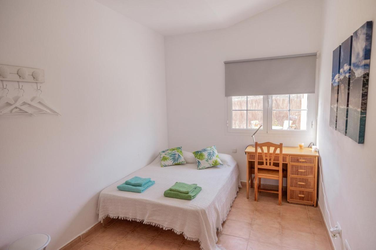 Casa Amaya - Spacious House With Pool, Large Garden, Bbq, 2 Terraces, And Ideal Location El Charco  Εξωτερικό φωτογραφία